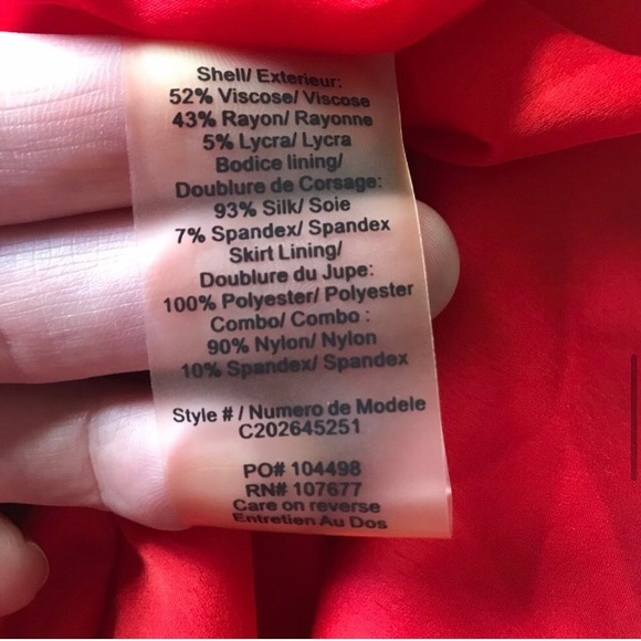 Alice & Olivia Gorgeous Red Dress Cowl Neck Ruched Side Details Zipper Back - Picture 9 of 9